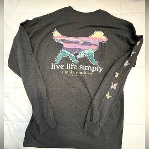 Simply Southern “Live Life Simply”. Size Small. Grey